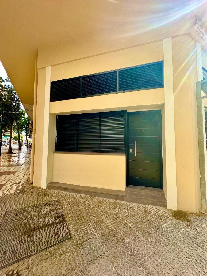 Apartamentos Sunsets Malaga Centro Exterior photo